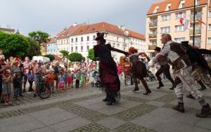 "Podróżnicy" - Teatralne Lato z MOKIS-em (8)