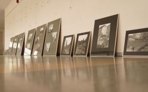 Wystawa fotografii Ryszarda Kałużnego ,,Moje miasto" (7)