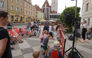 ANIMACJE NA WAKACJE-CHODŹ, POMALUJ SWÓJ ŚWIAT! (3)