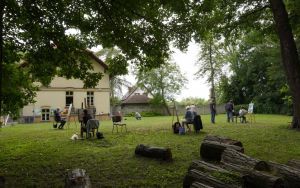 Oleśnicki Plener Malarski "Park Sztuki" z Jarosławem Kiełbasiewiczem (1)